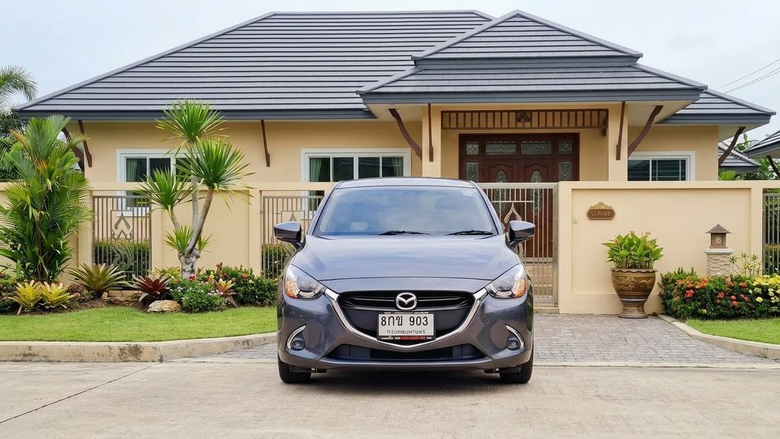 MAZDA 2 1.3 High Connect A/T ปี 2018 จด 2019