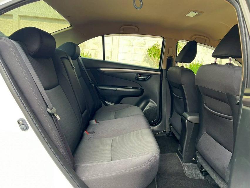 Suzuki Ciaz ปี 2016 รุ่น GLX 1.25L CVT TOPสวยสุดในรุ่น มือเดียวป้ายแดง สีเดิมทั้งคัน 12