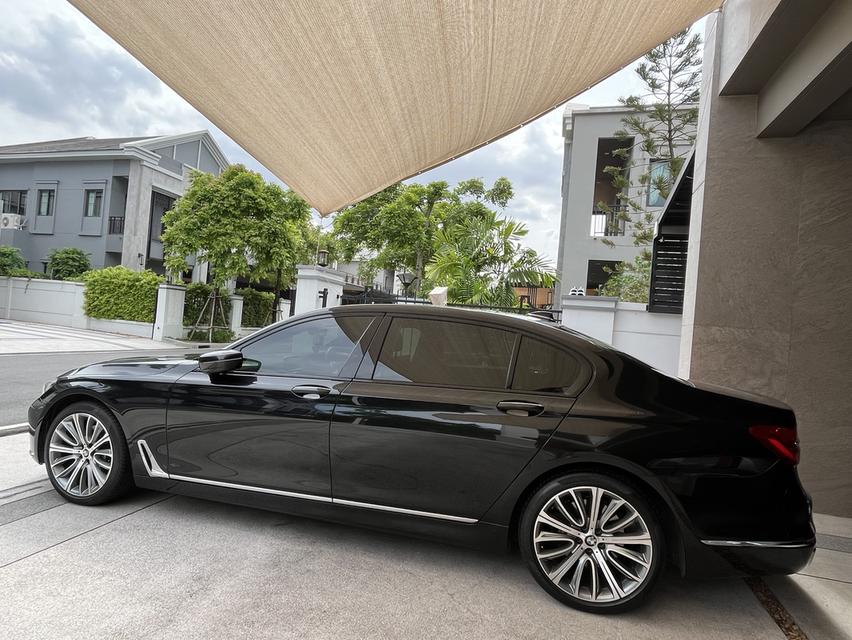 🔥 ด่วน! BMW 740Li สีดำหรูหายาก สภาพนางฟ้า 5