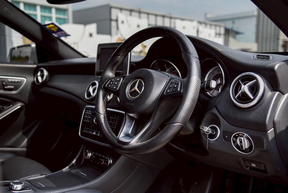 รหัสรถ CBL7248 Mercedes-Benz CLA200 1.6 AT 2016 7