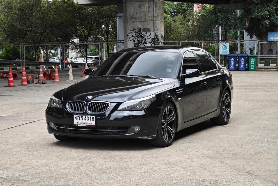 BMW 523i Series 5 E60 ปี 2007  2