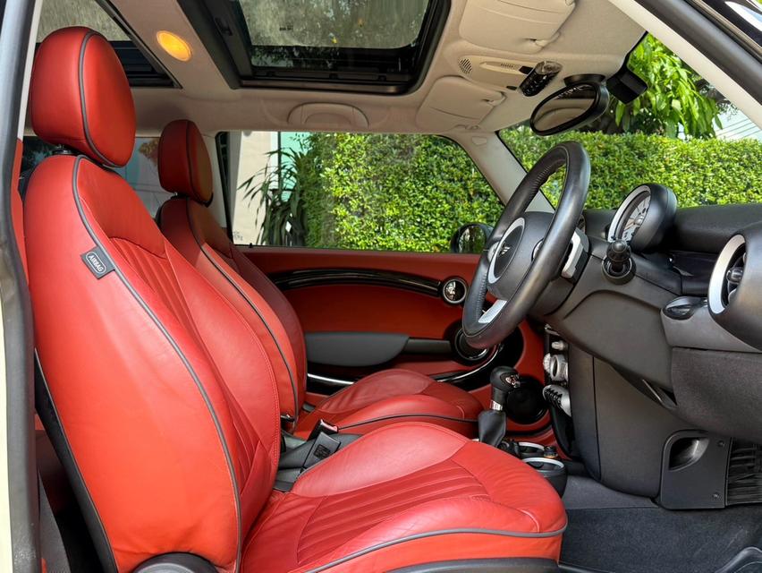 2009 MINI COOPER S R56 รถมือเดียวออกป้ายแดง รถวิ่งน้อย ประวัติศูนย์ครบ รถไม่เคยมีอุบัติเหตุครับ 12
