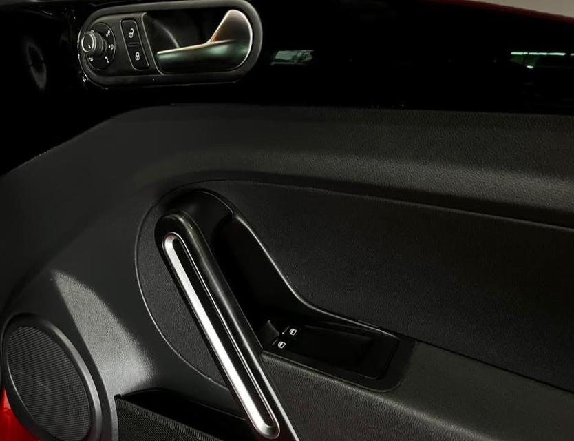 Volkswagen Beetle 1.4 TSI Coupe R-Line 2020 15