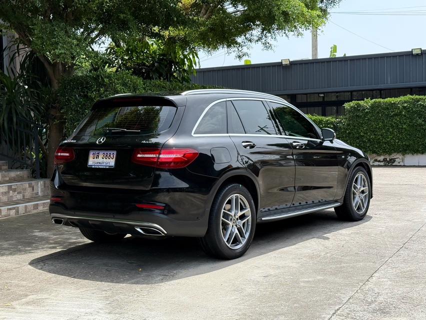 2019 BENZ GLC 250D AMG รถมือเดียวออกป้ายแดง รถวิ่งน้อย ประวัติศูนย์ครบ ไม่เคยมีอุบัติเหตุครับ