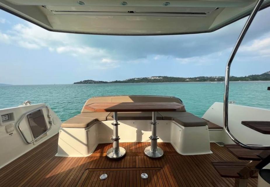 NICE YACHT PRESTIGE 450 FLYBRIDGE-2 CABINS 2