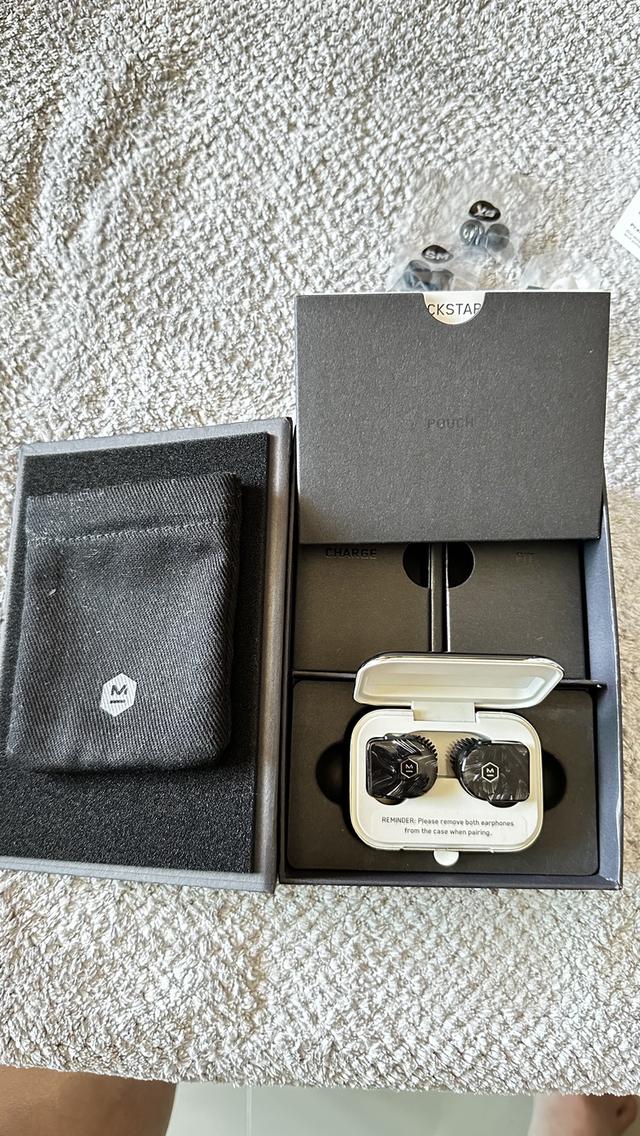 หูฟัง Master Dynamic Mw07