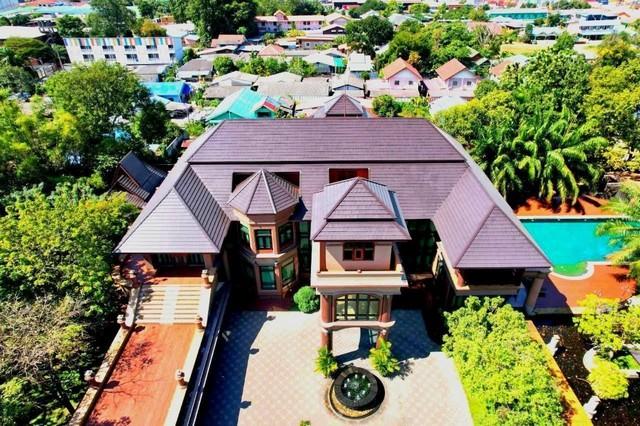 ขายคฤหาสหรูในตัวเมืองศรีราชา ตกแต่งเฟอร์นิเจอร์ด้วยไม้สัก แหลมฉบัง อ.ศรีราชา ชลบุรี 3