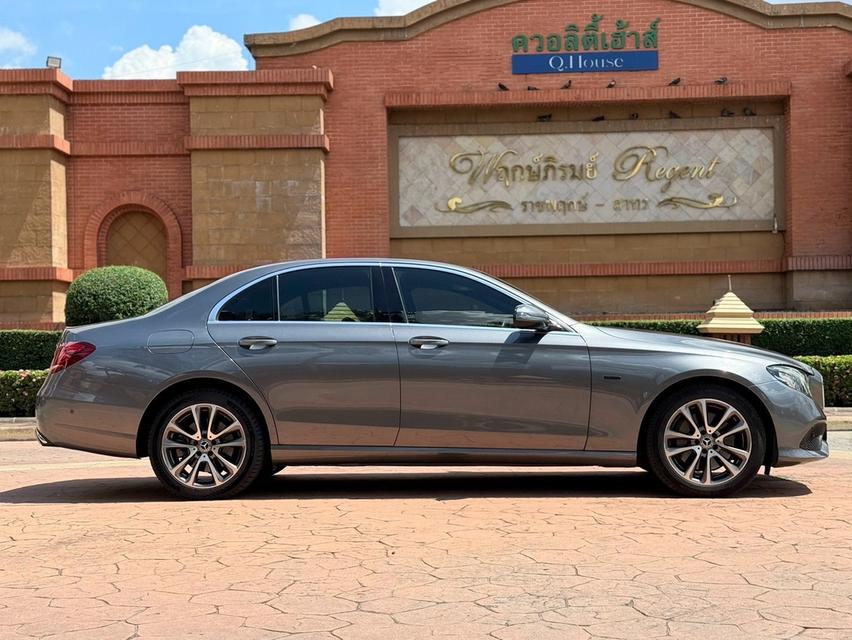 (แจ้งรหัสรถ PJP9026) 2020 MERCEDES-BENZ E300e Avantgarde รูปที่ 5