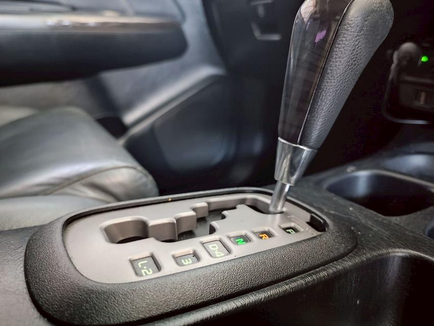 TOYOTA FORTUNER 3.0 V CHAMP .4WD.ภายในสีดำ ปี 2014 เกียร์ออโต้ 15