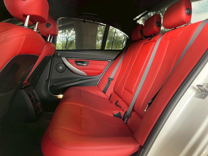 รหัสรถ WMT8008 BMW 330e M Sport LCI ปี 2018 15
