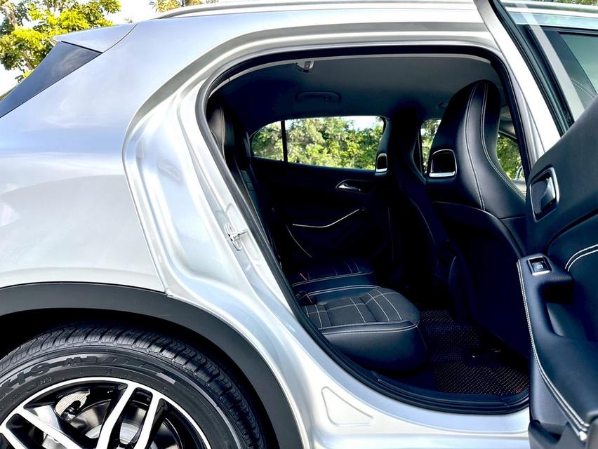 MERSEDES BENZ GLA 200 ปี 2015 รูปที่ 14