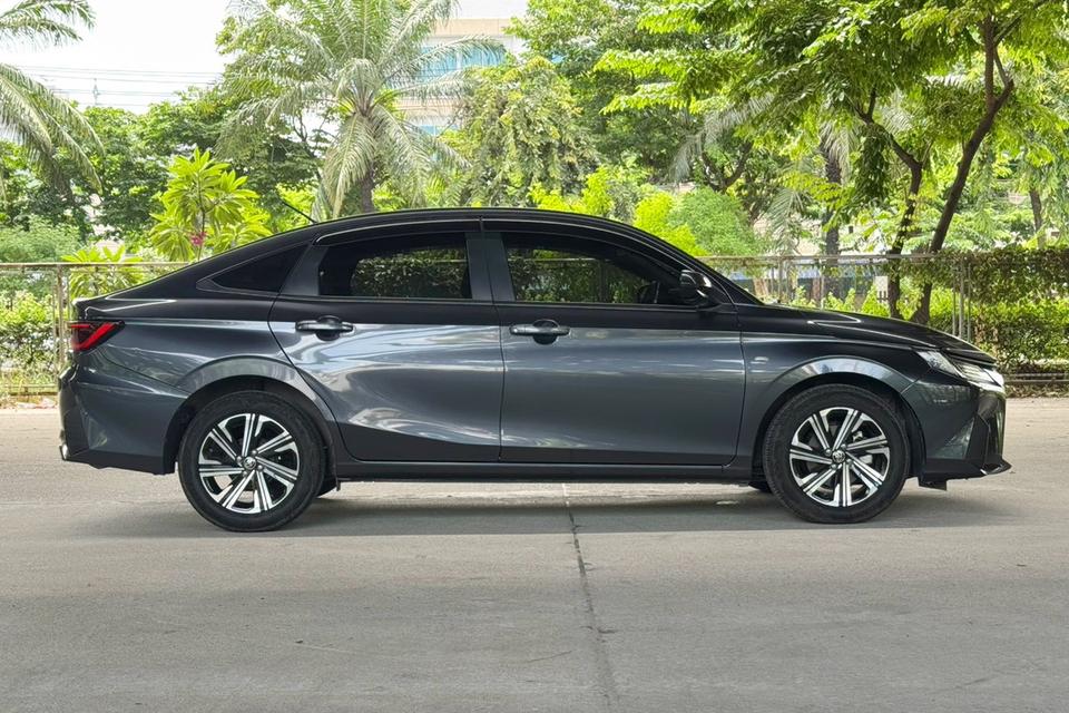 2024 Toyota Yaris ATIV 1.2 SMART AT มือเดียวป้ายแดง ไมล์น้อย รูปย่อยที่ 4