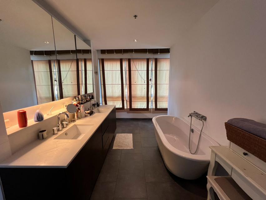 Owner Oost  ขายยคอนโด Penthouse โครงการ The Lofts Yennakart 9