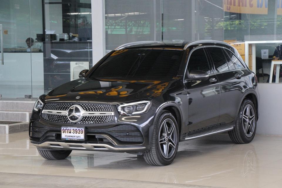 รหัสรถ TKG3939 MERCEDES BENZ GLC220d 2.0 AMG DYNAMIC ปี 2021