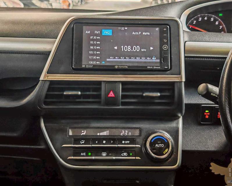 2016 TOYOTA SIENTA 1.5V 7