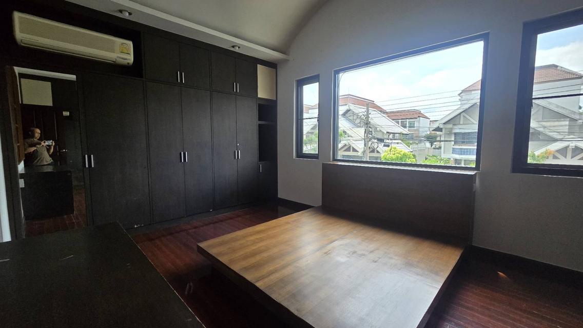 บ้านเดี่ยว 2 ชั้น  ลาดพร้าววังหิน 66 16