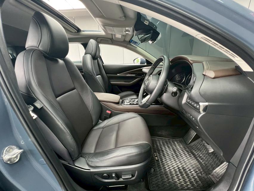 ปี 2020 MAZDA CX-30, 2.0 SP โฉม ปี19-ปัจจุบันสีเทา ตัวท็อปสุด หลังคาซันรูฟ มือเดียวป้ายแดง รูปที่ 10
