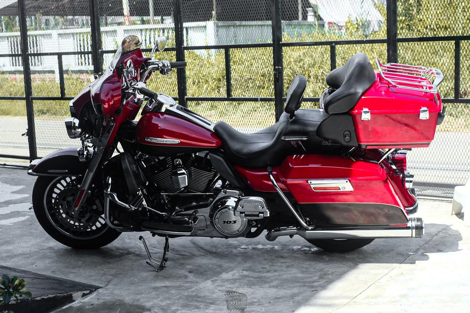 Harley ultraglide limited 17