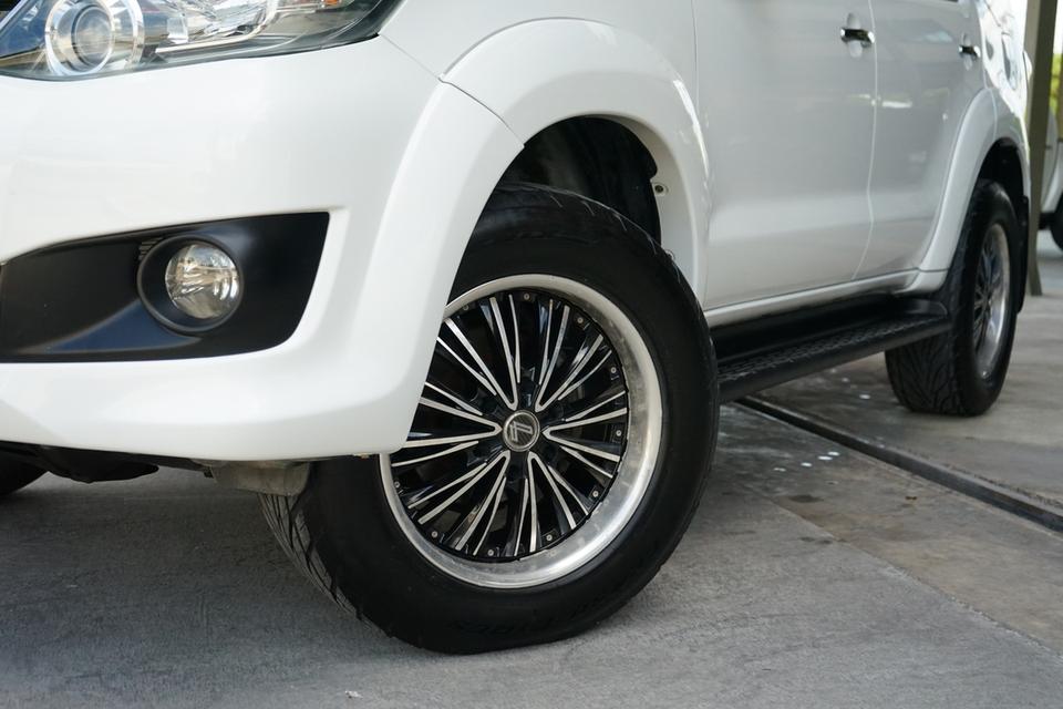 2012 TOYOTA FORTUNER 2.7V 7
