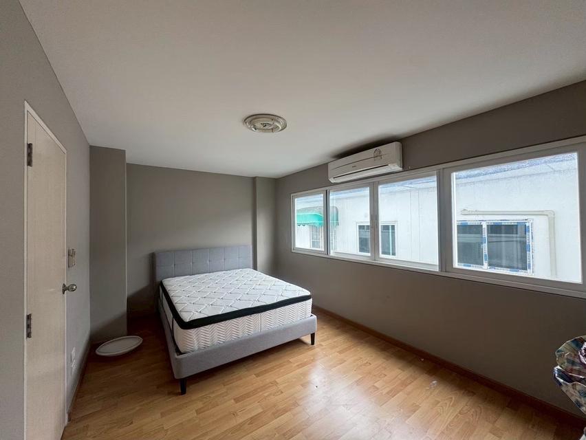 ขายทาวน์โฮม 3 ชั้น โครงการซีบิส โฮม เทิดราชัน ดอนเมือง กทม. 11