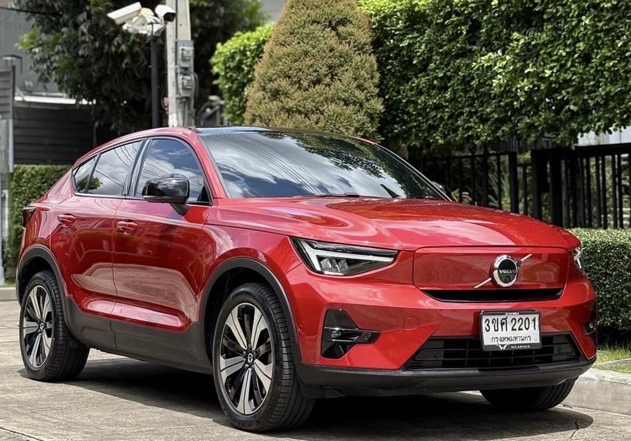 Volvo C40 Pure Electric Coupe