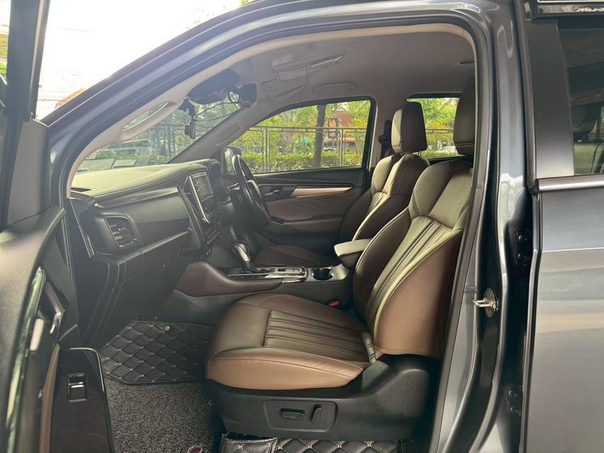 ðĨāļāļĢāļĩāļāļēāļ§āļāđ MU-X āļĢāļāļŠāļ§āļĒāļĄāļ·āļāđāļāļĩāļĒāļ§ āļāļĩāđāļŦāļĄāđ āđāļĄāļĨāđāļāđāļāļĒ Isuzu MU-X 1.9 ULTIMATE 2WD AT āļāļĩ 2023 āļĢāļđāļāļāļĩāđ 17