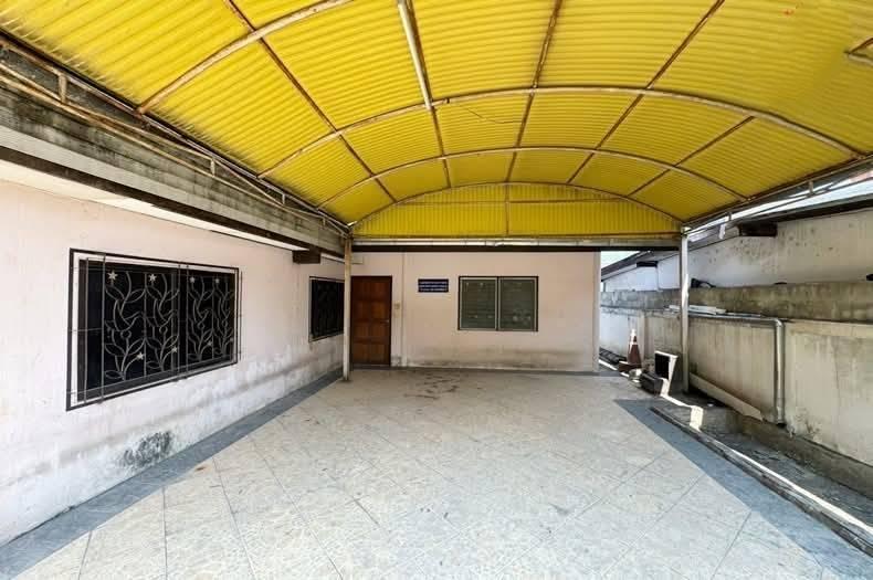 บ้านเดี่ยว 2 ชั้น (ซอยสายไหม 79) เนื้อที่ 49 ตรว. 3 ห้องนอน 2 ห้องน้ำ 2