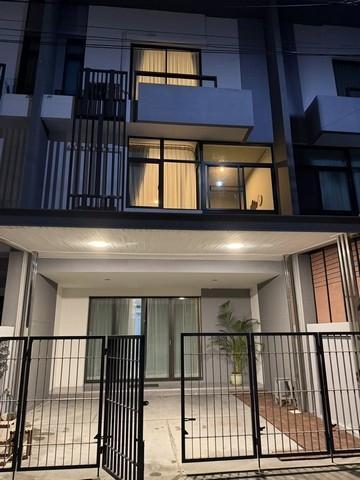 MTR62 [จดบริษัทได้] เช่าทาวน์โฮม 3 ชั้น Plex เรสซิเดนซ์ เกษตร-นวมินทร์ เฟอร์ใหม่ทั้งหลัง หน้าบ้านวิวสระส่วนกลาง! 1