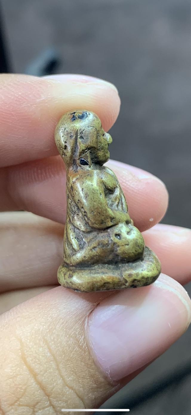 รูปหล่อหลวงพ่อเงิน พิมพ์ขี้ตา 4