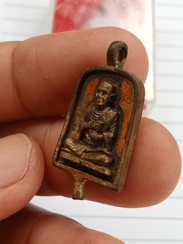 เหรียญจอบเล็กสมเด็จพระพุฒาจารย์(โตพรหมรังสี)วัดใหม่บางขุนพรหมพุทธาภิเษก14ตุลาคมปี 2540 3