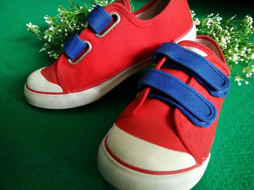 รูปหลัก รองเท้าเด็ก สีแดง  GAMBOL