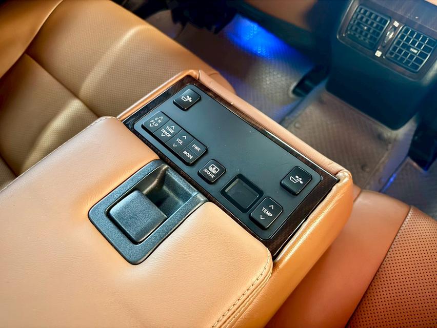 TOYOTA CAMRY 2.5 Hybrid Premium ปี2017 15