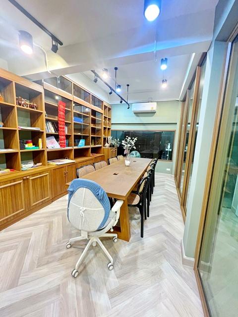 ถูกกว่า Penthouse ให้เช่าทาวน์เฮ้าส์ 2 ชั้น สุดหรู 34 ตร.วา.275 ตร.ม.จัดเต็มเฟอร์ฯ BTSนานา 550ม. เพลินจิต400ม. สุขุมวิท  1