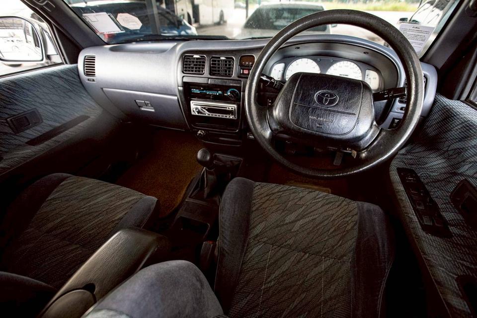 TOYOTA SPORT RIDER 3.0 ปี 2000 MT สีน้ำเงิน สภาพดี 17