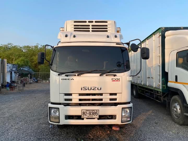 ขายรถ 10 ล้อ ตู้เย็น Isuzu fvm300 4