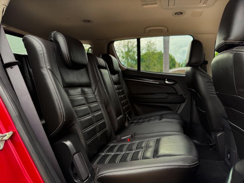 ขาย Isuzu MU-X 3.0 The Onyx ปี19 13