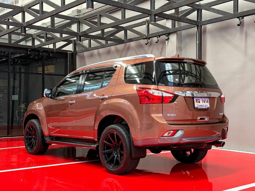 2015 ISUZU MUX 3.0 4WD รถสภาพสมบูรณ์ พร้อมใช้งาน วิ่งน้อยเพียง 14X,XXX กม ประวัติศูนย์ครบ รถไม่เคยมีอุบัติเหตุครับ 6