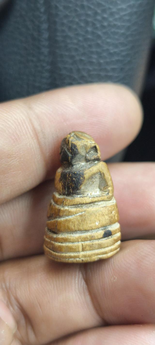 องคตหลวงพ่อปาน วัดบางกระสอบ 6