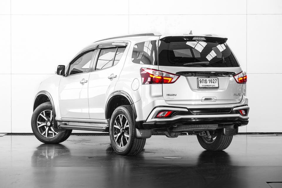 2020 ISUZU MU-X 3.0 THE ONYX SUV สีเทา เลขไมล์ 162728 กม.