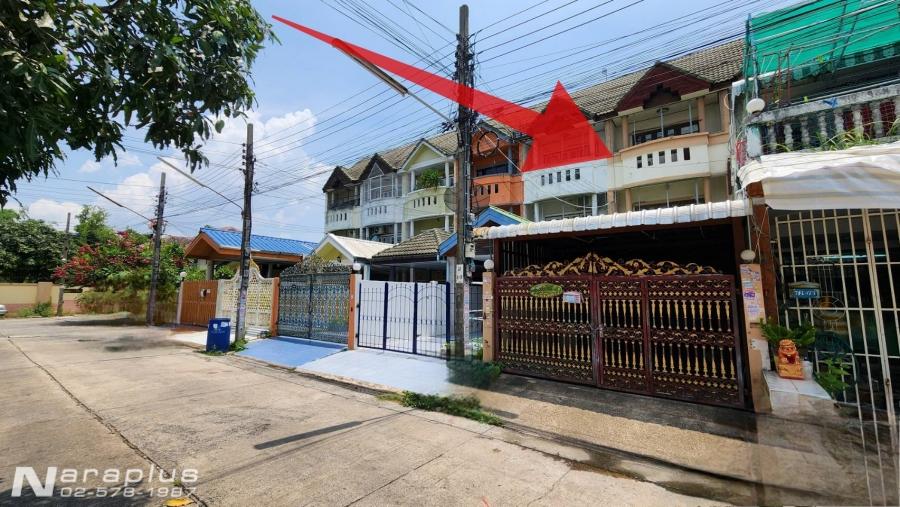 Listing No. 68040558 : ทาวน์โฮม 3 ชั้น เล่นระดับ 4 ห้องนอน บนที่ดินขนาด 26 ตร.ว. หมู่บ้านมโนรมย์ 4 เลี่ยบคลองสอง คลองสามวา กรุงเทพฯ 2