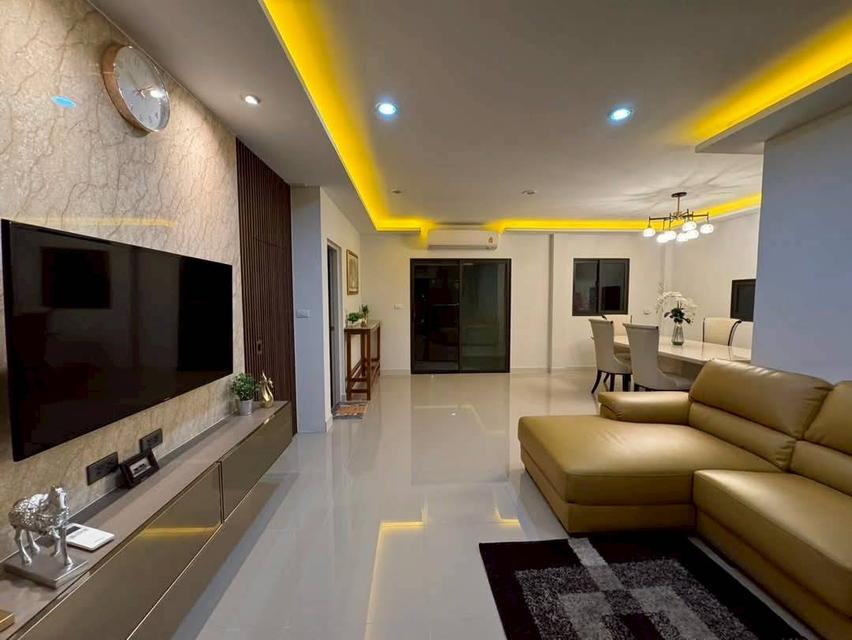 ขายหรือให้เช่า ทาวน์โฮม Pleno สุขุมวิท-บางนา 2 พร้อมอยู่