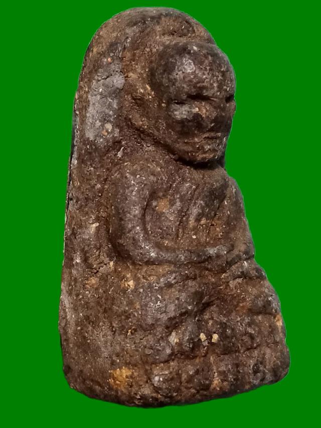 หลวงปู่ทวดเนื้อว่าน 2497 พิมพ์พระรอด 3