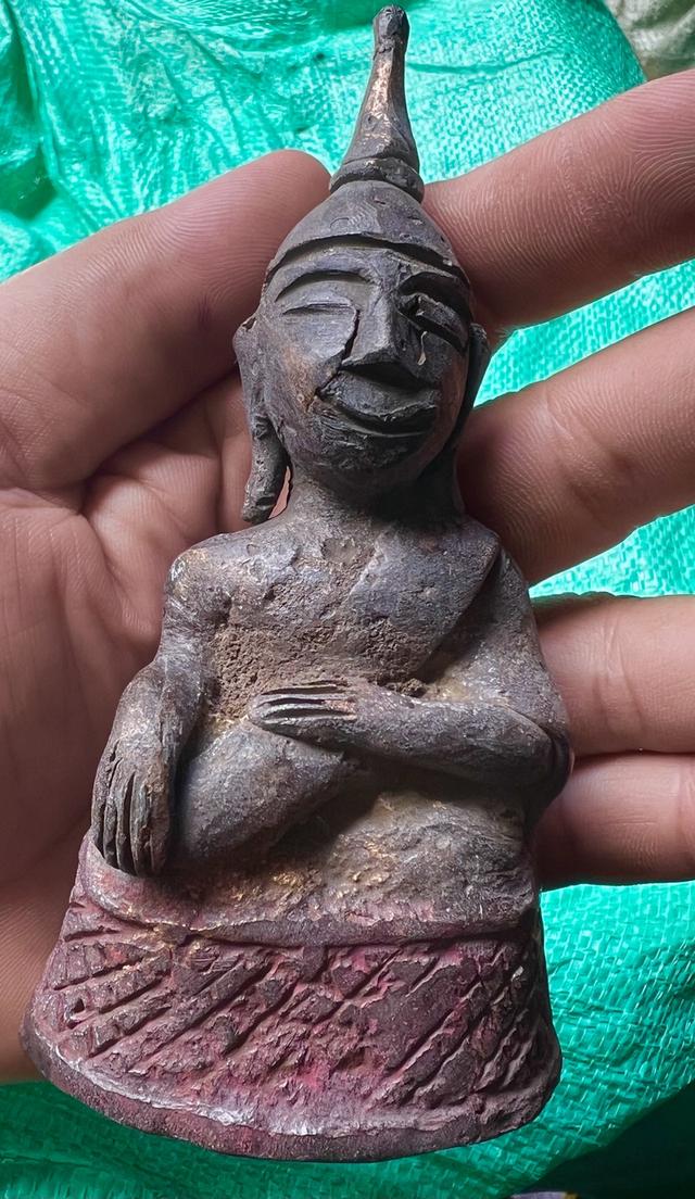 พระบูชาศิลปะลาวเนื้อเงินยวง รูปที่ 4