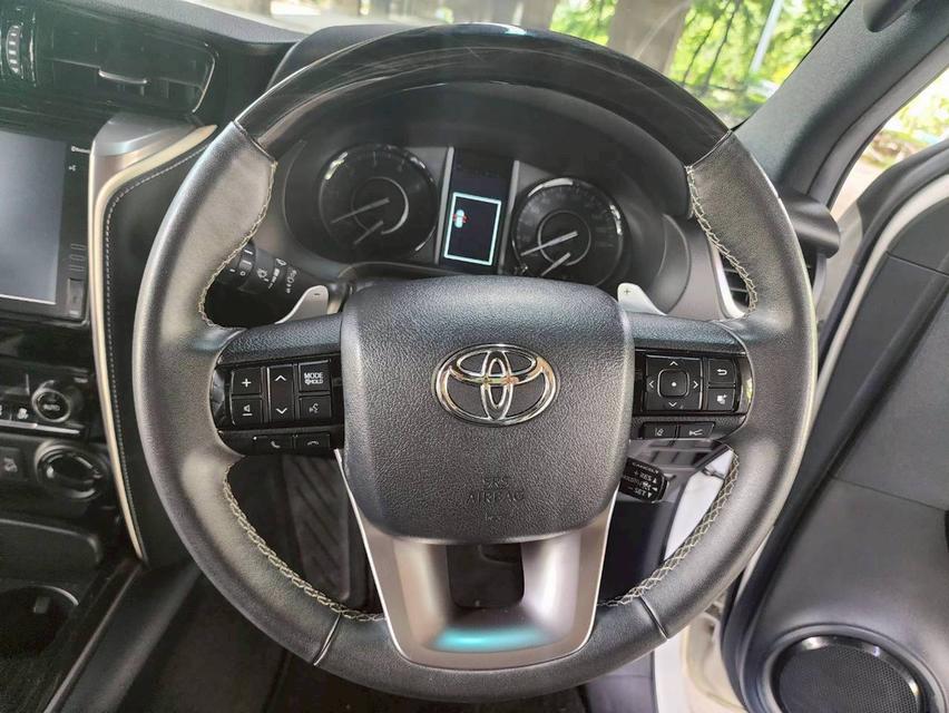 Toyota FORTUNER 2.8 Legender Black Top 4WD AT ปี 2023 รถสวยมือเดียว ไมล์น้อย 11
