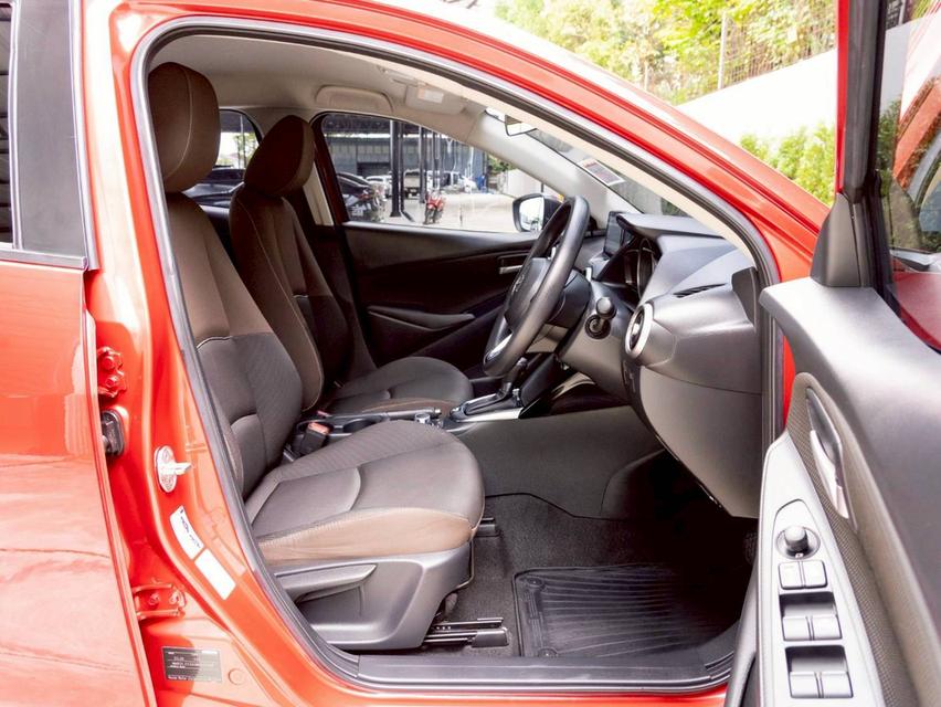 Mazda 2 1.3C ปี 2022 19