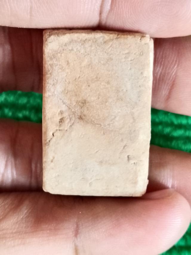 พระสมเด็จพิมพ์เส้นด้ายใหญ่ กรุเก่า 3