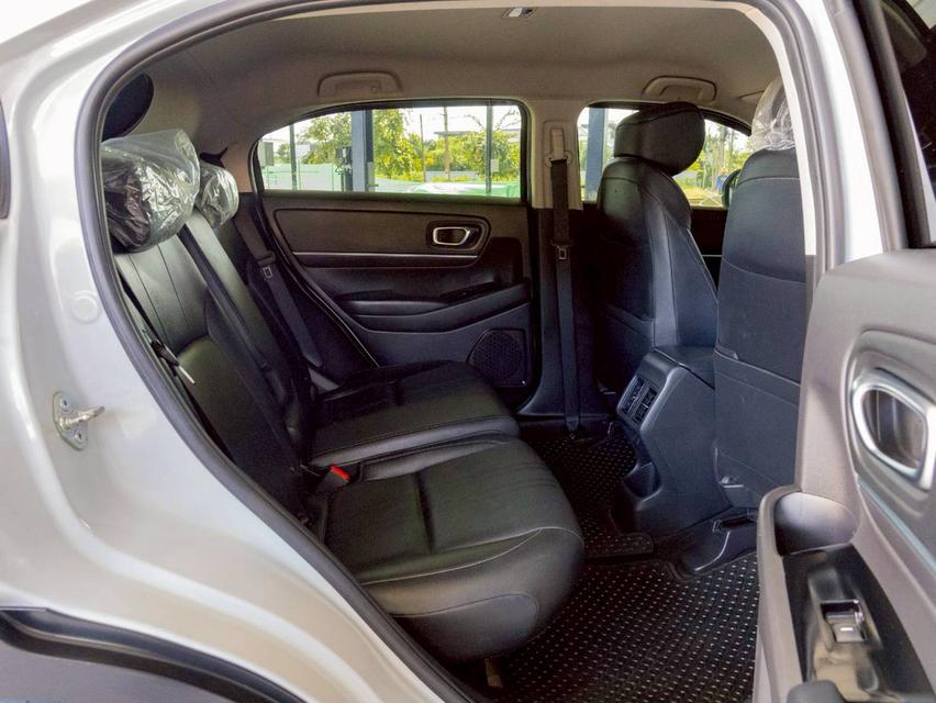 Honda HRV 1.5e:hev EL ปี22จด24 15