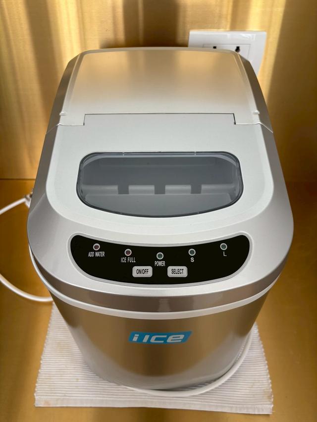 เครื่องทำน้ำแข็ง iICE 10