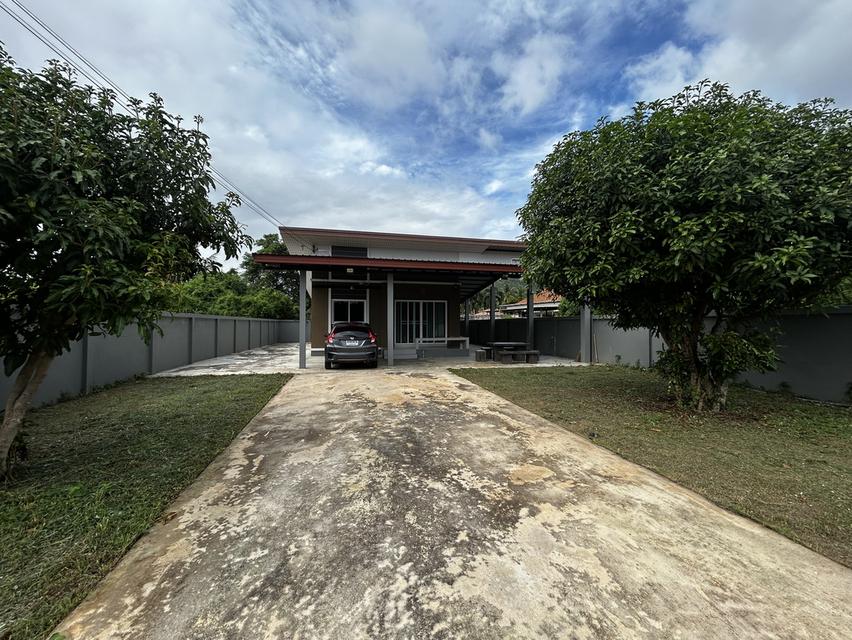 ขายบ้านพร้อมที่ดิน 142 ตรว 3