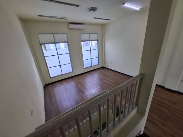 ให้เช่าโฮมออฟฟิศ4 ชั้น 23ตรว. ใกล้แยกรัชดา ลาดพร้าว ใกล้MRTสถานีลาดพร้าว300เมตร 8